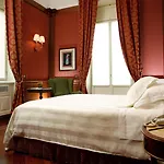 Palazzo Montebello 4*