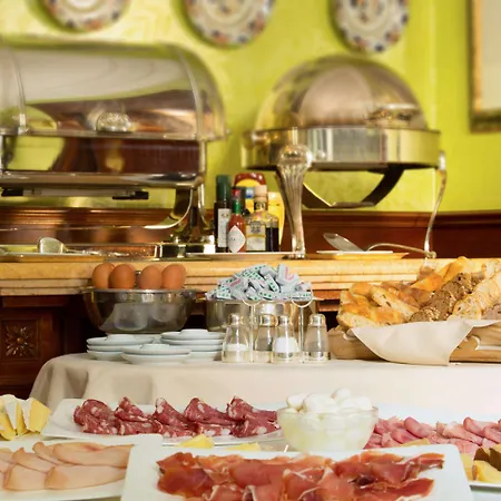 Palazzo Montebello 4*