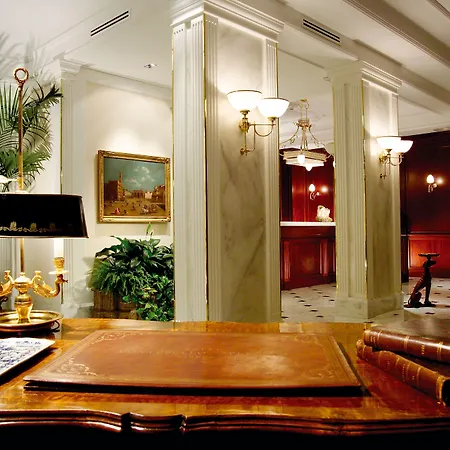 Hotell Palazzo Montebello Florens