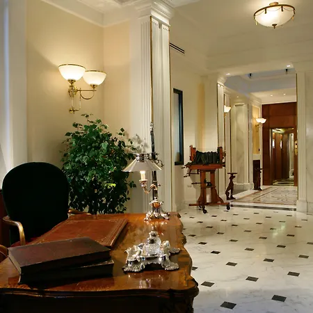 Hotell Palazzo Montebello 4*